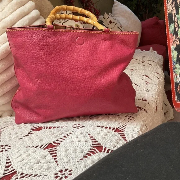 Visona’ Pink Leather Tote with Bamboo Handles - Picture 2 of 6